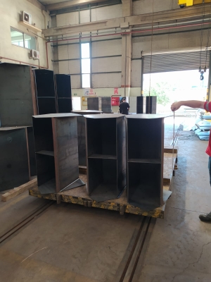 BUCKETS FOR CEMENT AND MINING