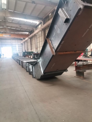 DRAG CHAIN CONVEYOR